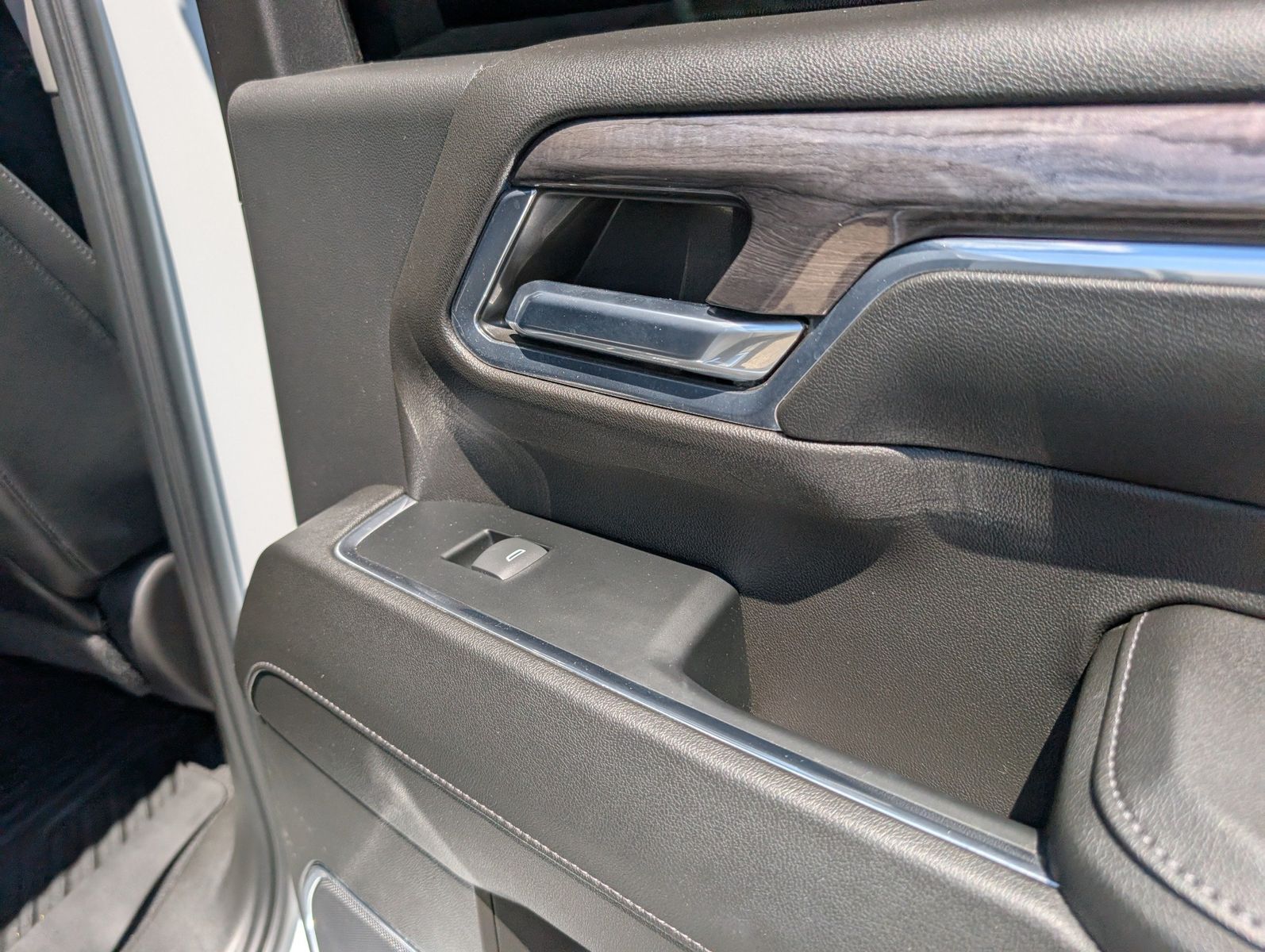 2024 Chevrolet Silverado 2500HD 37