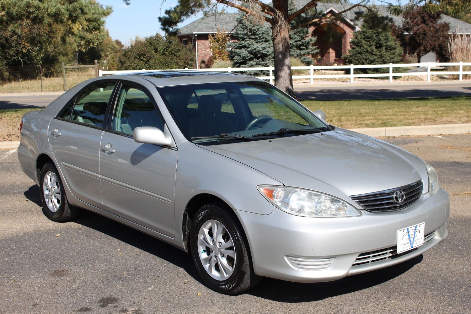 2005-toyota-camry-le-v6-victory-motors-of-colorado