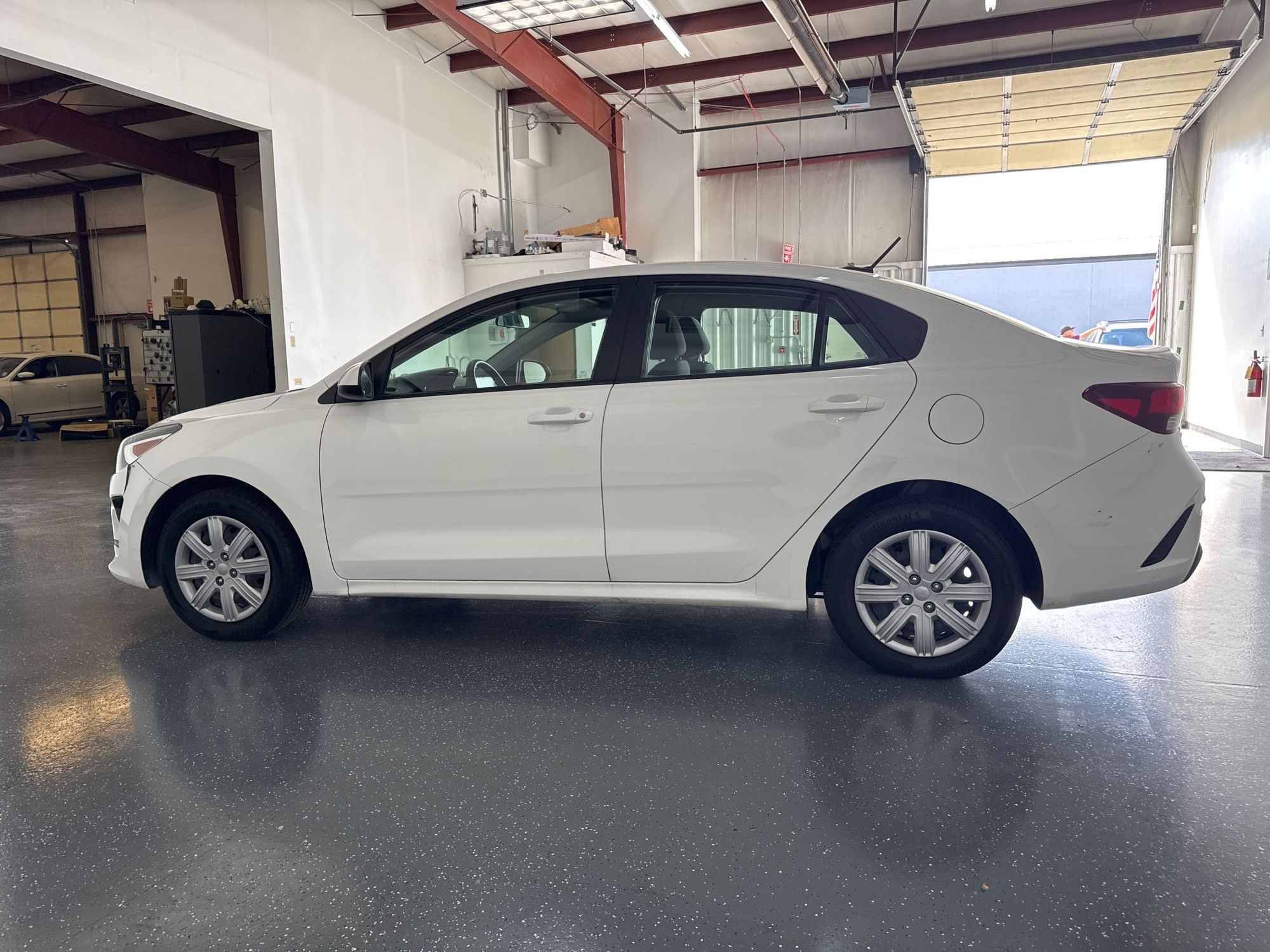 2022 Kia Rio LX S photo 4