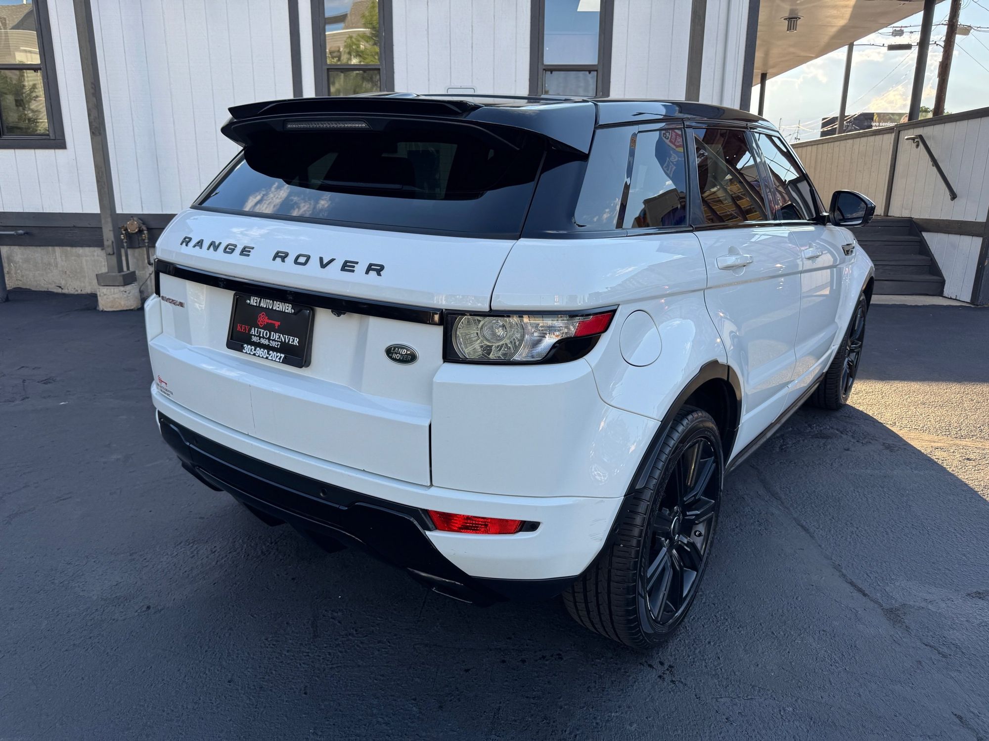 2015 Land Rover Range Rover Evoque Dynamic Premium photo 6