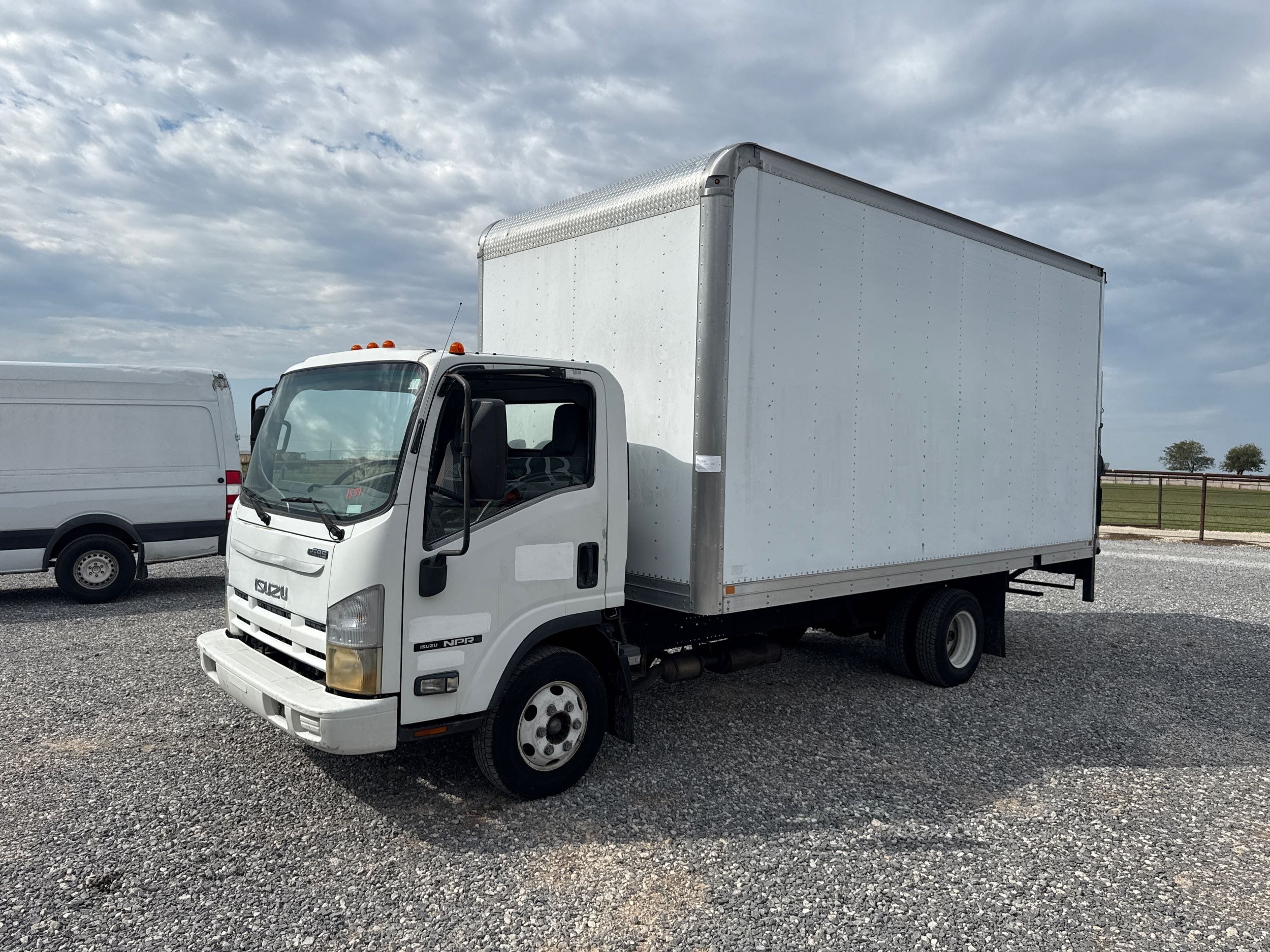 2012 Isuzu NPR's photo