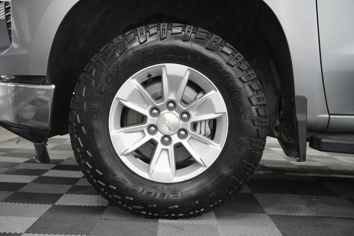 2023 Chevrolet Silverado 1500 4WD Crew Cab Standard Bed LT