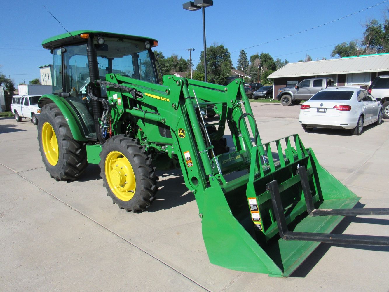 2022 john deere 5055e Hoo Motors