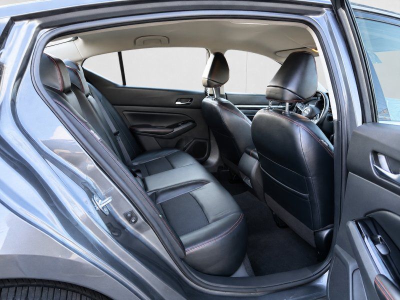 2023 Nissan Altima SR - Photo 12