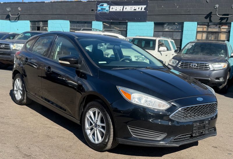 2017 Ford Focus SE Hatchback