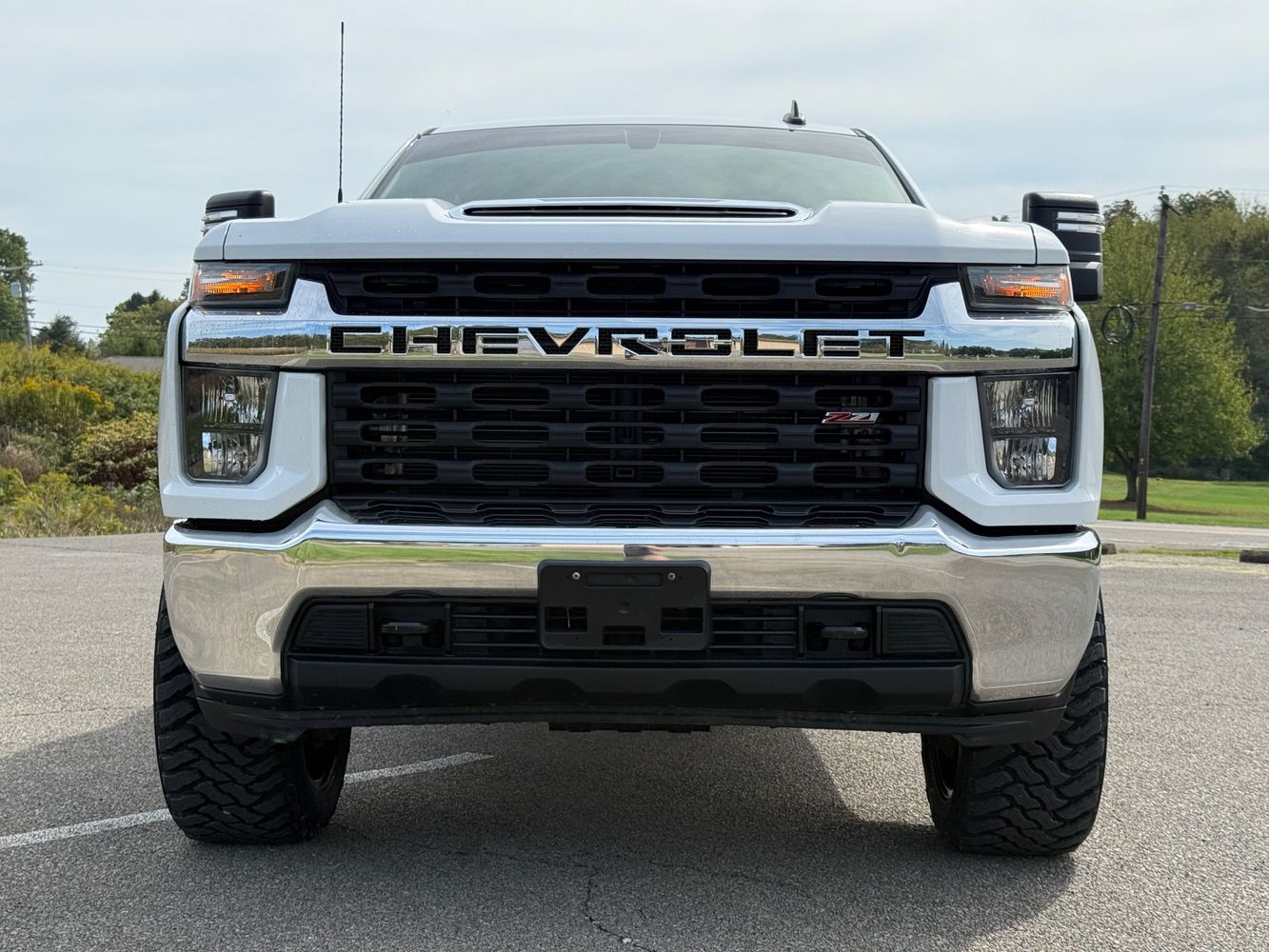 2020 Chevrolet Silverado 2500HD LT photo 2