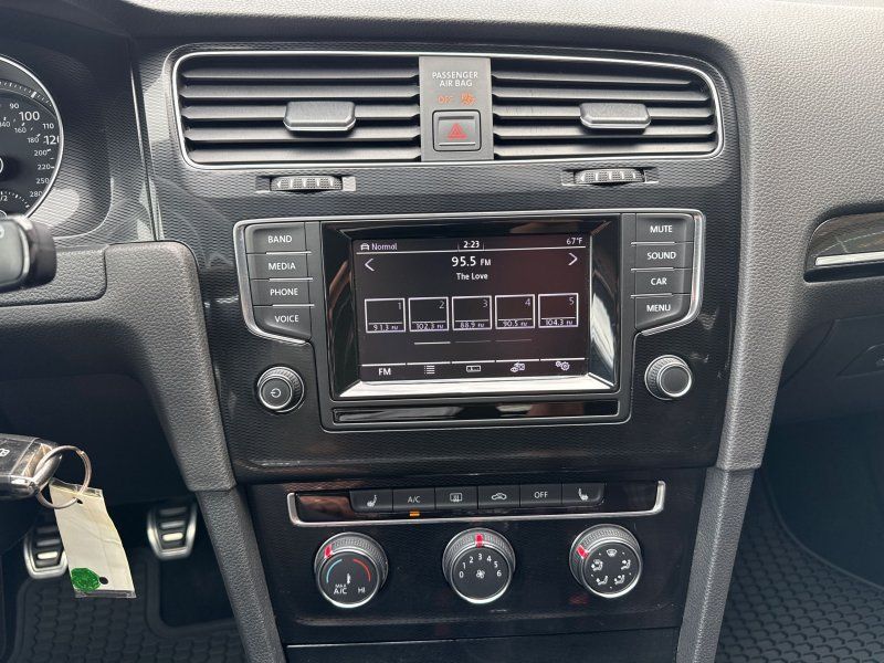 2015 Volkswagen Golf GTI S photo 22