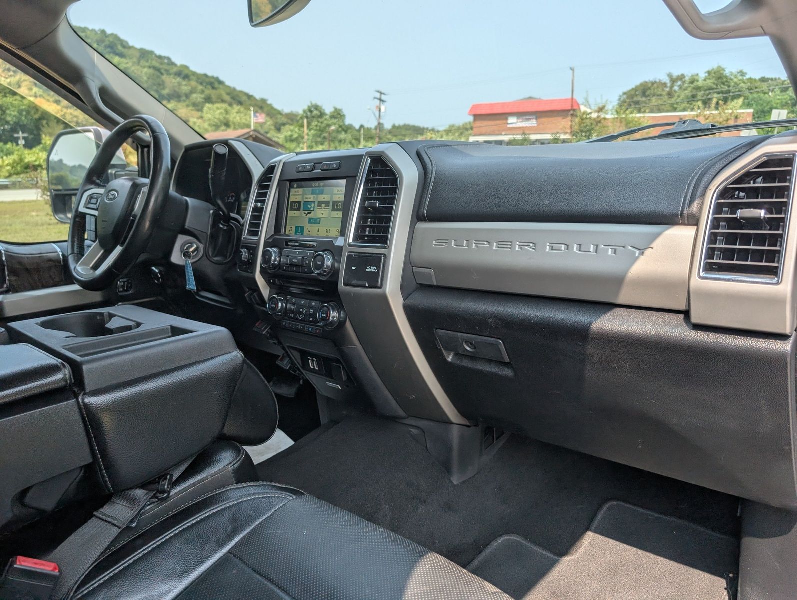 2018 Ford F-250 Super Duty 32