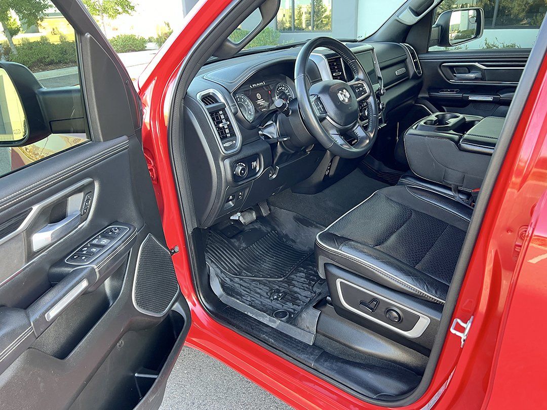 2023 Ram 1500 Laramie photo 8