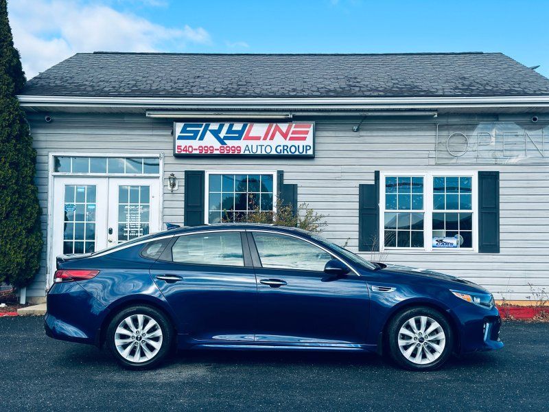 2018 Kia Optima S's photo