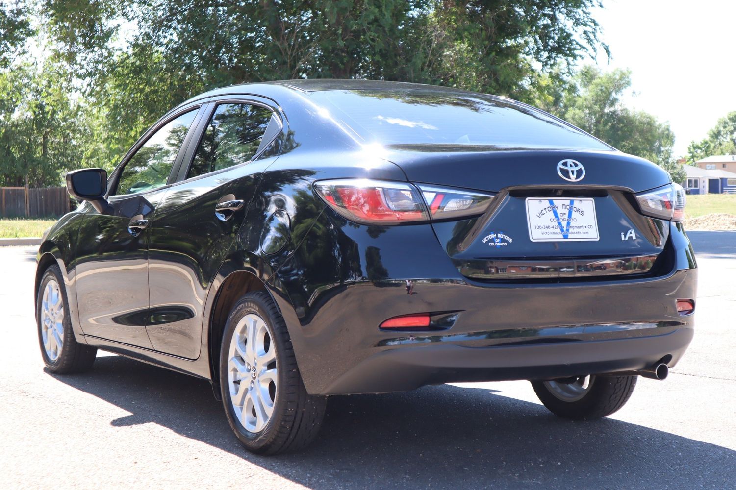 2017 Toyota Yaris iA Base | Victory Motors of Colorado