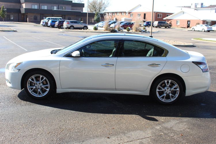 2014 Nissan Maxima 3.5 SV | Victory Motors of Colorado