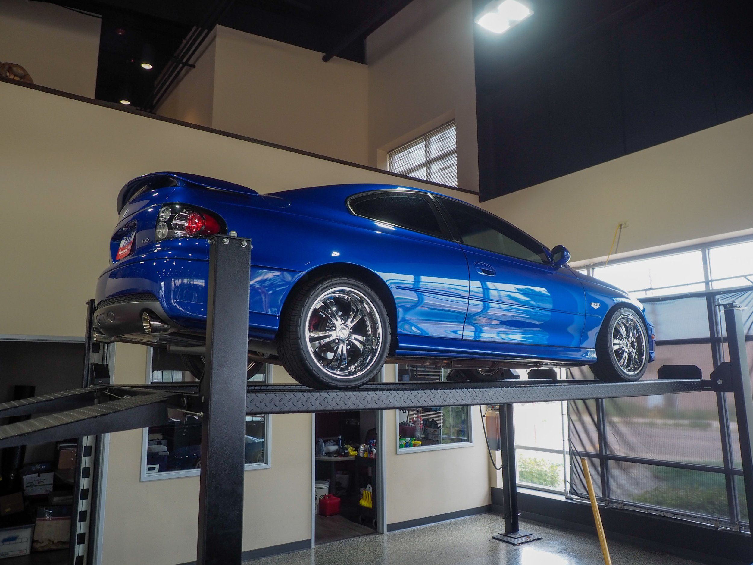 2006 Pontiac GTO Blue 