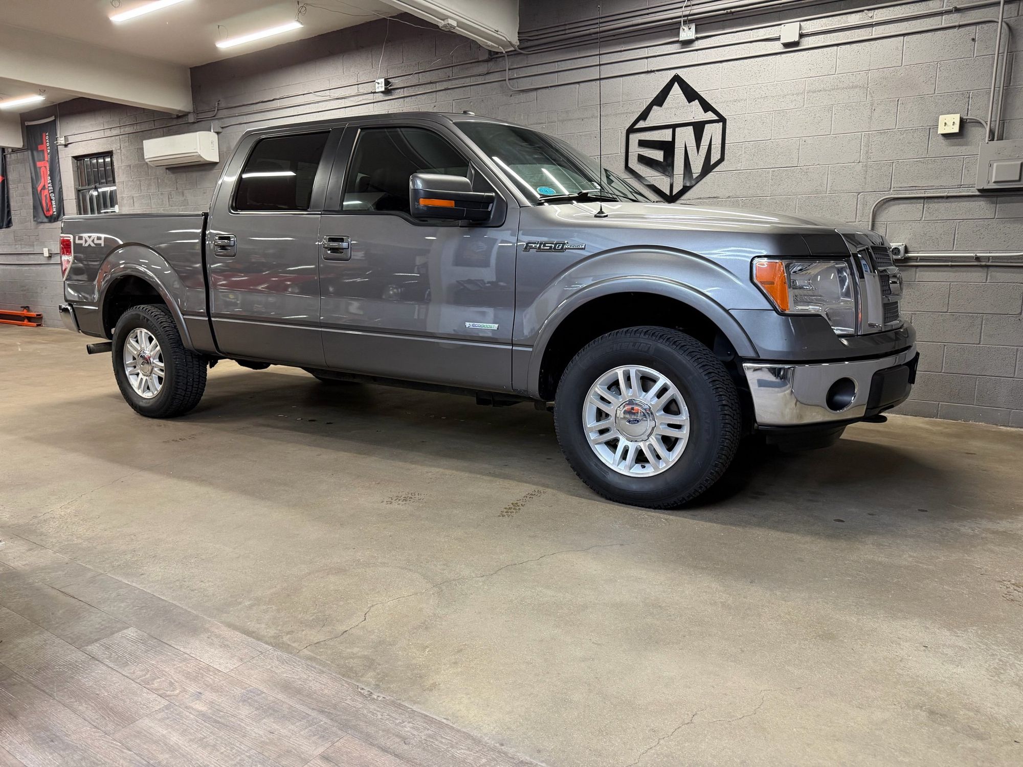 2012 Ford F-150 Lariat photo 3