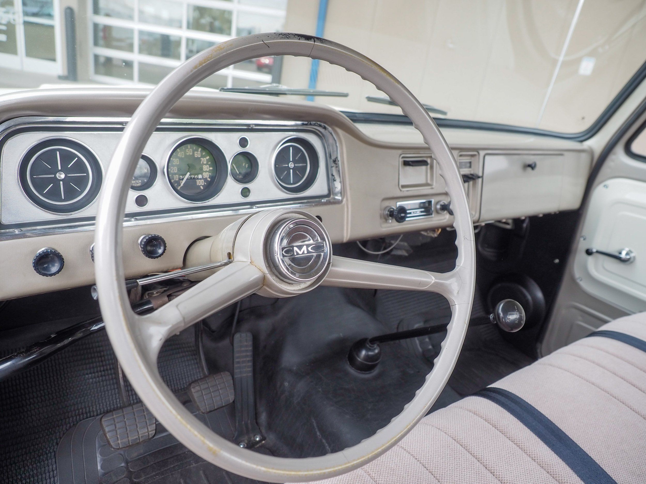 1966 GMC Pickup White RWD
