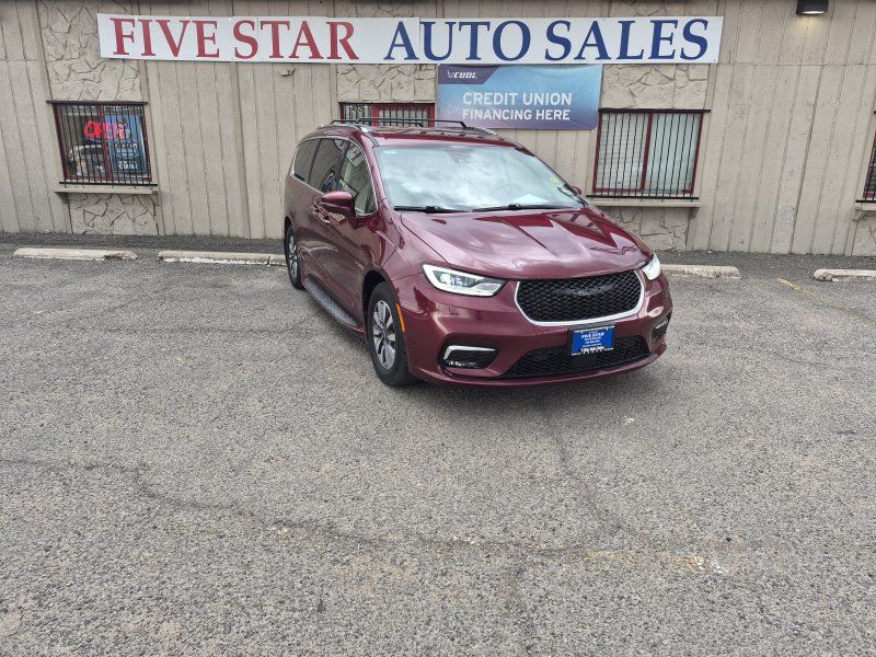 2021 Chrysler Pacifica Hybrid Touring L