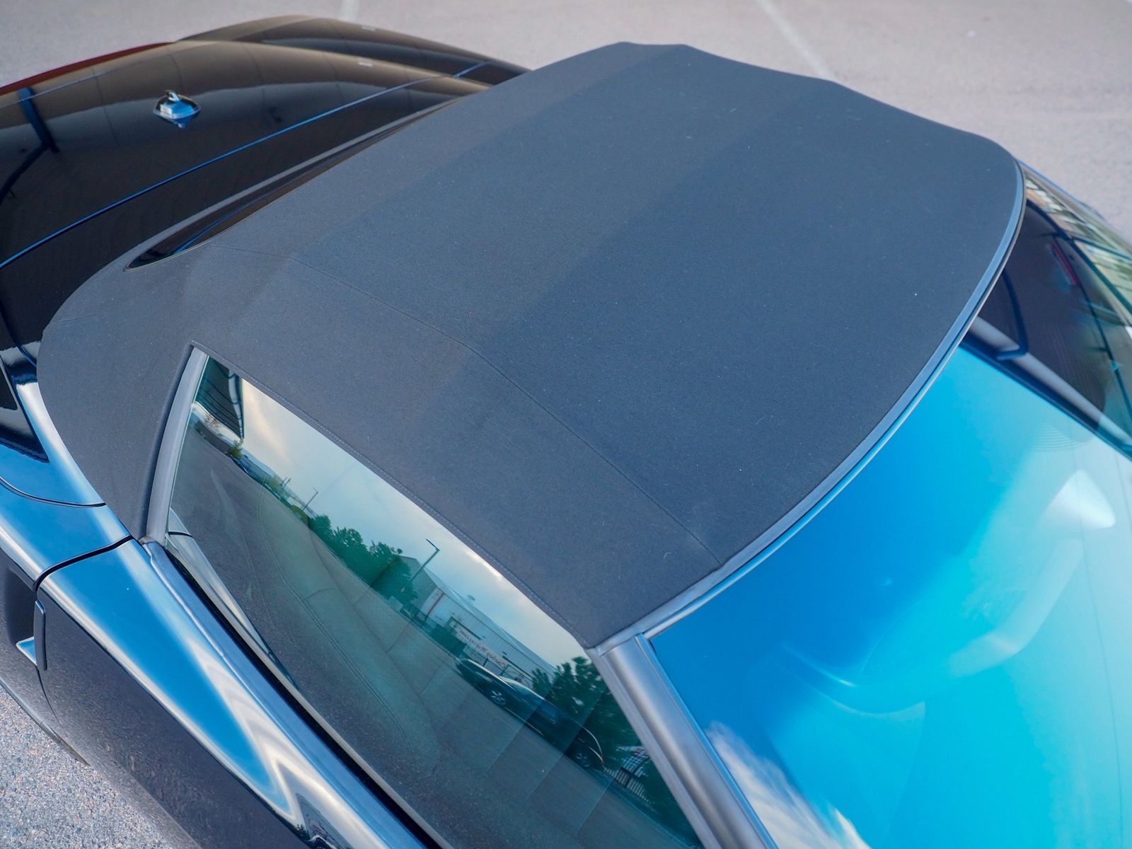 2005 Chevrolet Corvette 36