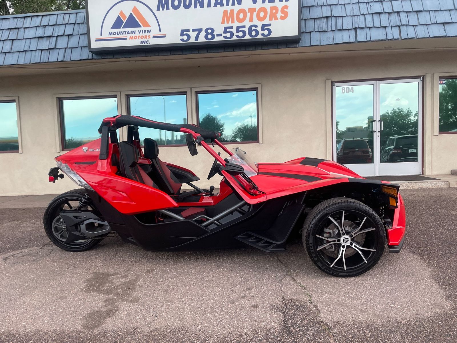2015 Polaris SLINGSHOT SL Mountain View Motors Inc