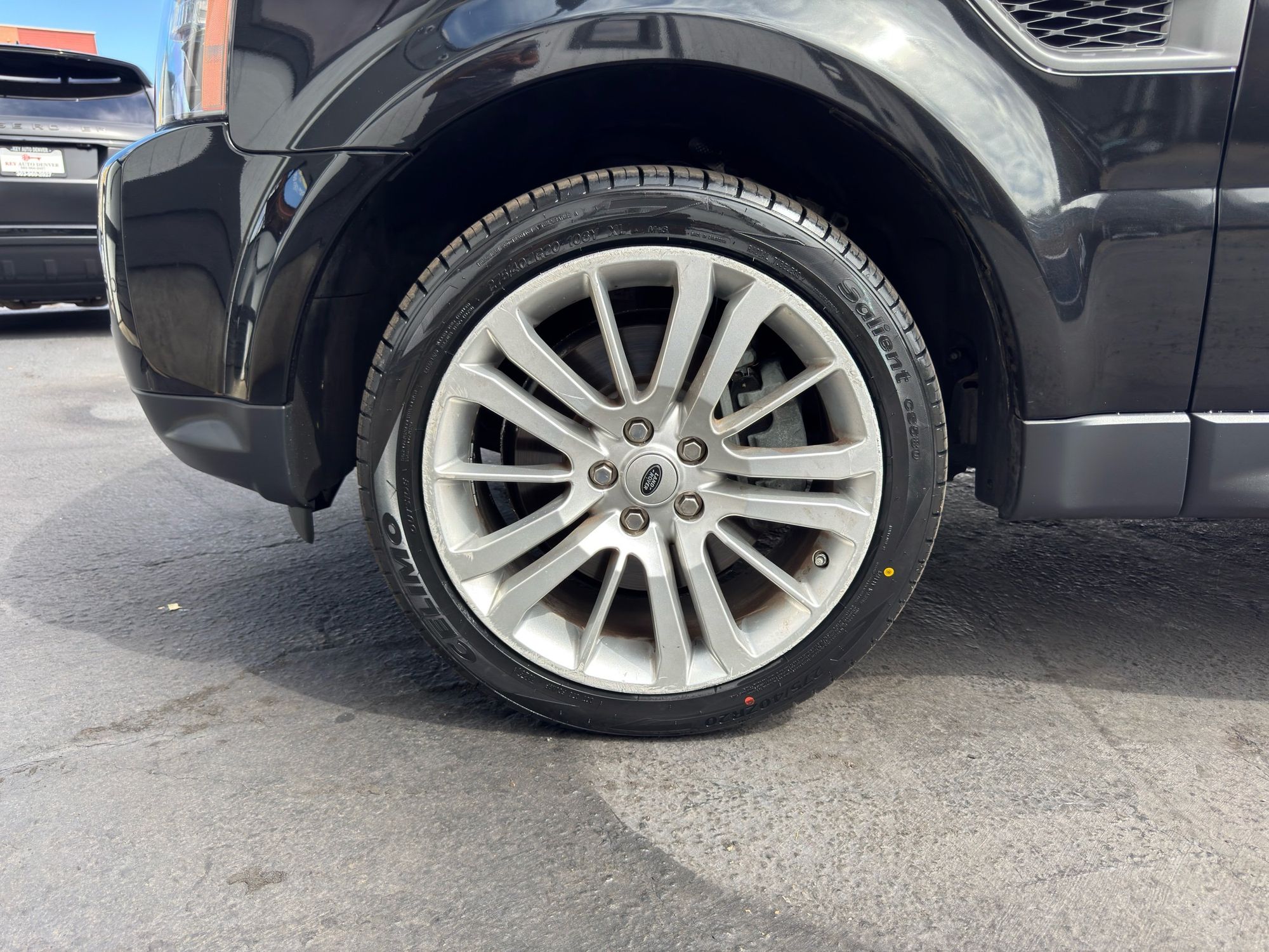 2010 Land Rover Range Rover Sport HSE photo 19