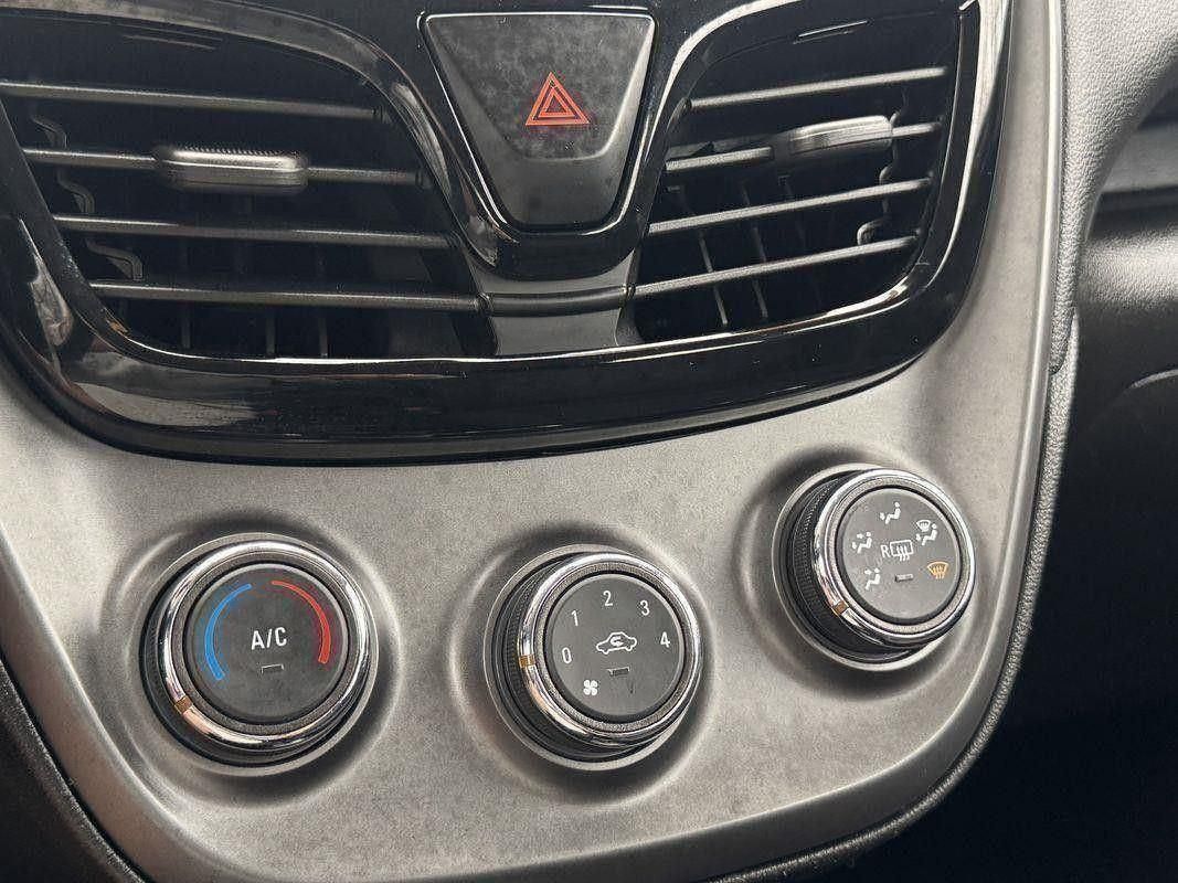 2019 Chevrolet Spark LS photo 12