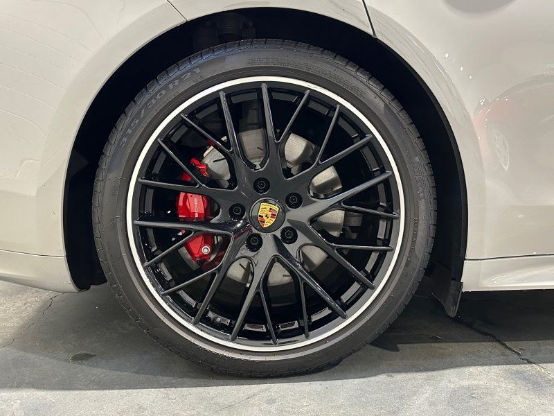 2023 Porsche Panamera GTS, photo 11