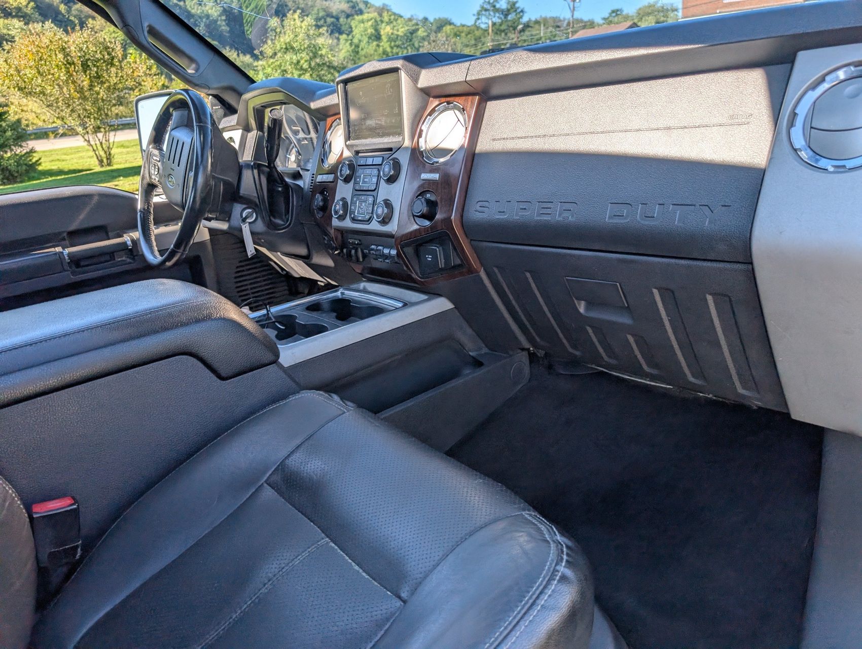 2015 Ford F-350 94