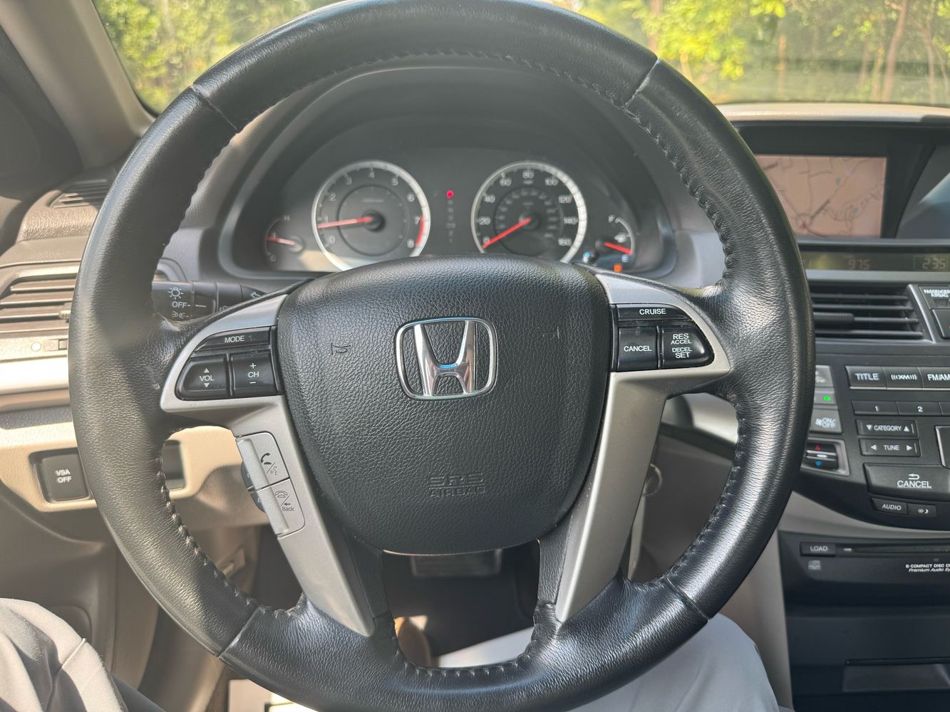2010 Honda Accord EX-L V6 photo 23