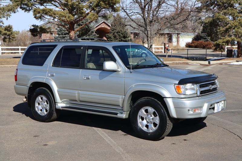 2000 Toyota 4Runner Photos