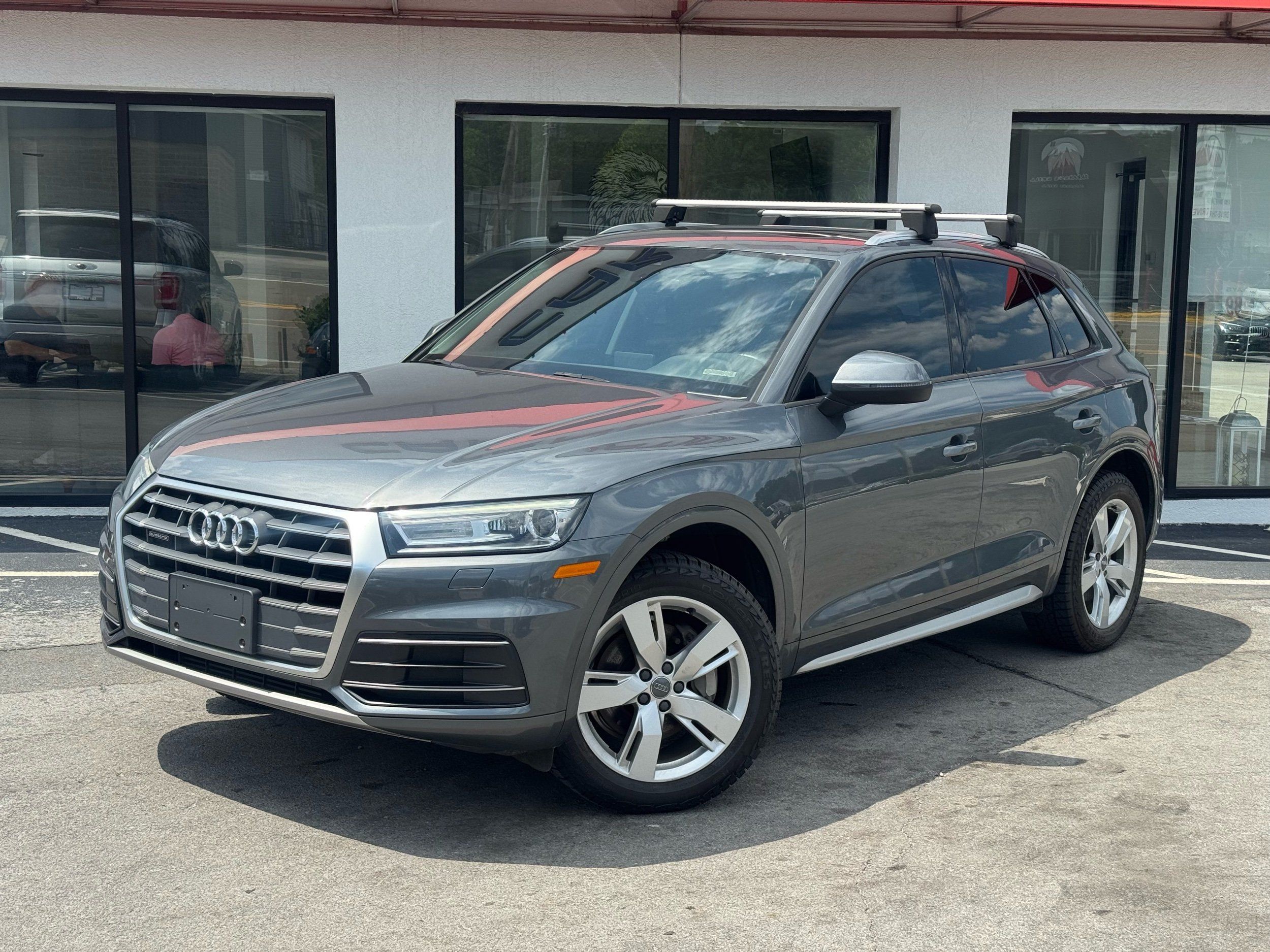 2018 Audi Q5 2.0T quattro S tronic Premium's photo