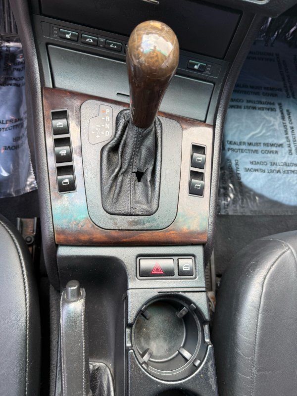 2006 BMW 3 Series 330i - Photo 25