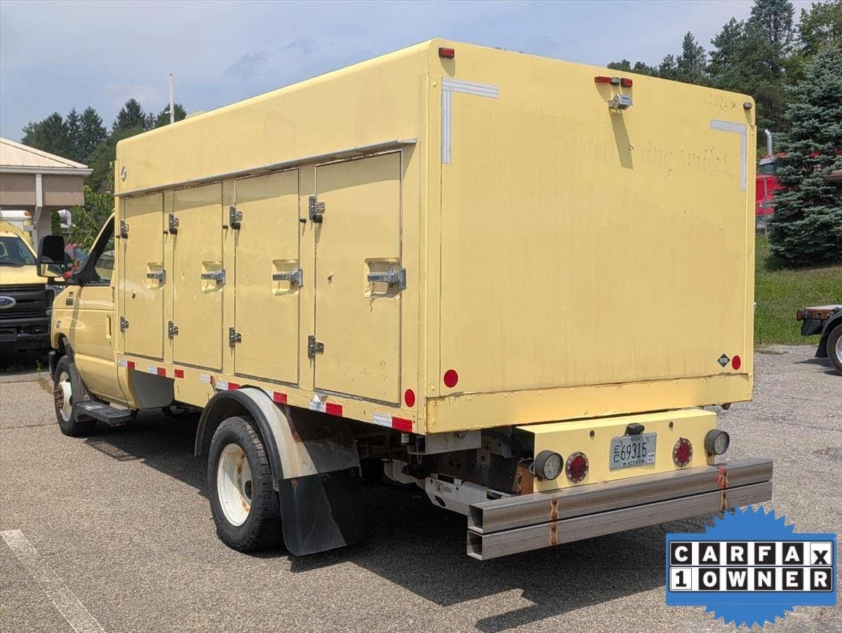 2019 Ford E-450 photo 7
