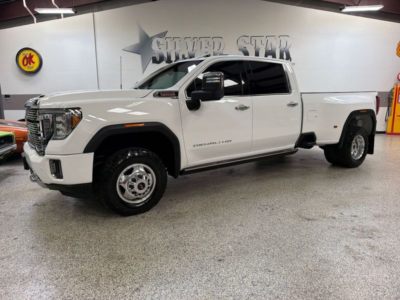 White 2023 GMC Sierra 3500HD Pickup Truck Four-Wheel Drive Automatic