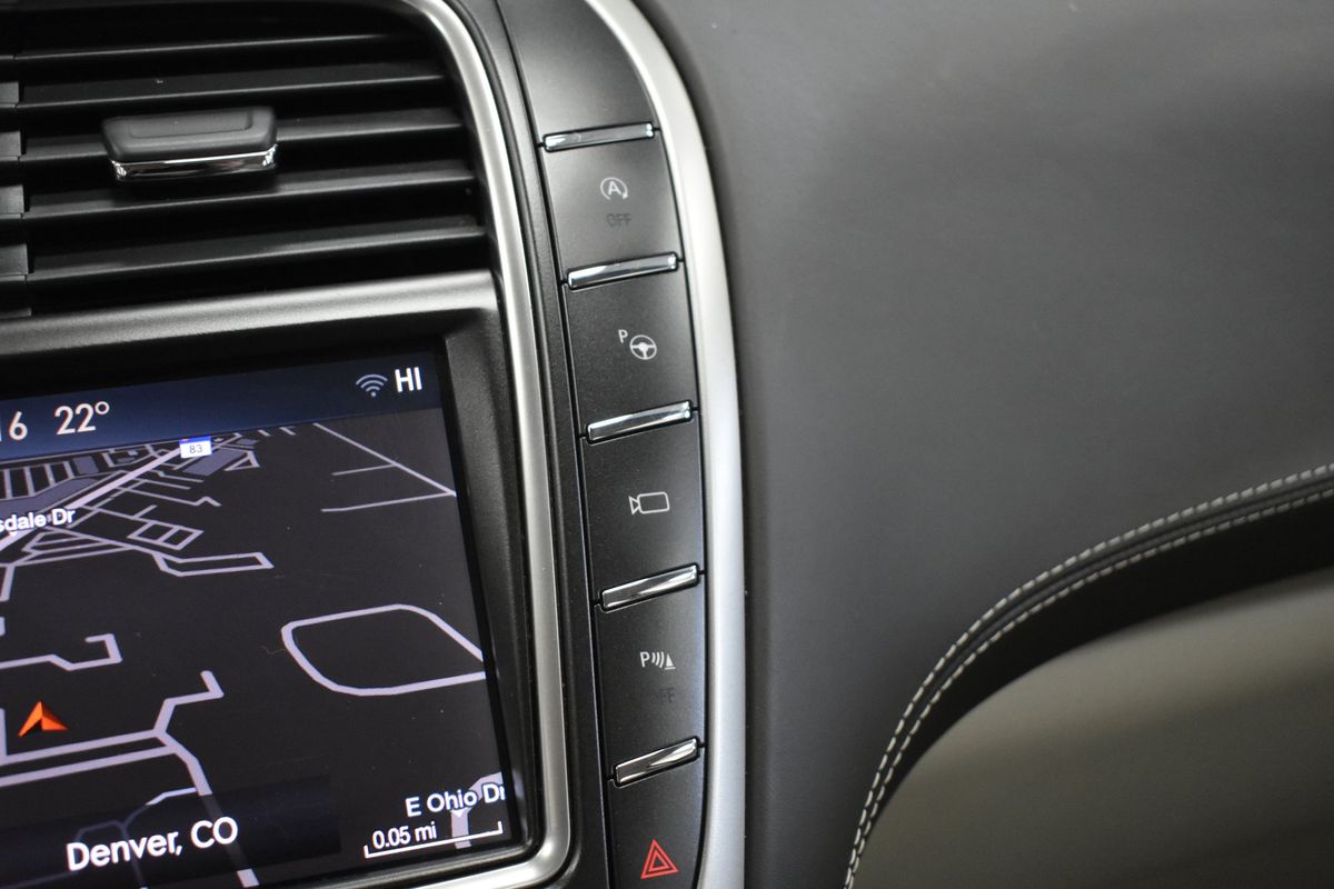 2019 Lincoln Nautilus Black Label