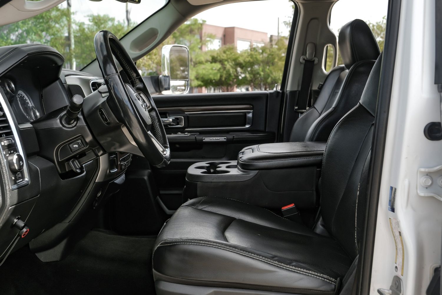 2016 Ram 3500 Laramie photo 50