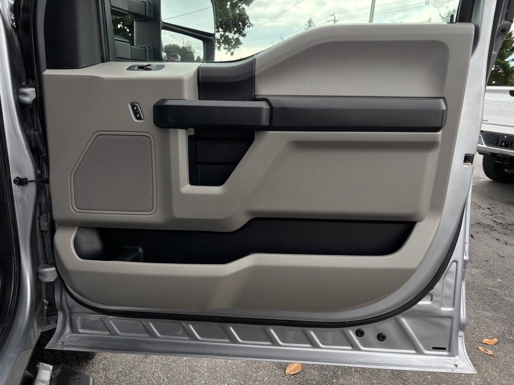 2021 Ford F-250 XL photo 22