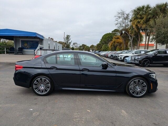 2019 BMW 5 Series 540i photo 7