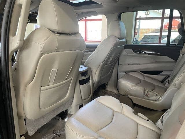 2020 Cadillac Escalade Luxury - Photo 31