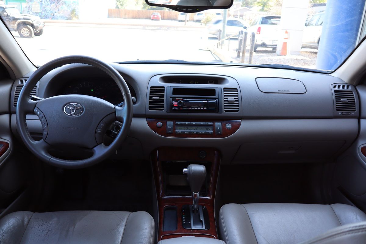 2005 Toyota Camry XLE V6