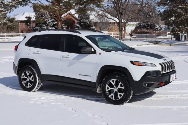 2016 Jeep Cherokee Trailhawk | Victory Motors of Colorado