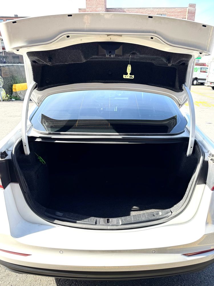 2020 Ford Fusion Hybrid Titanium photo 13