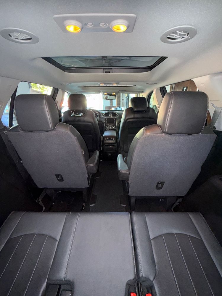 2017 Buick Enclave Premium photo 9