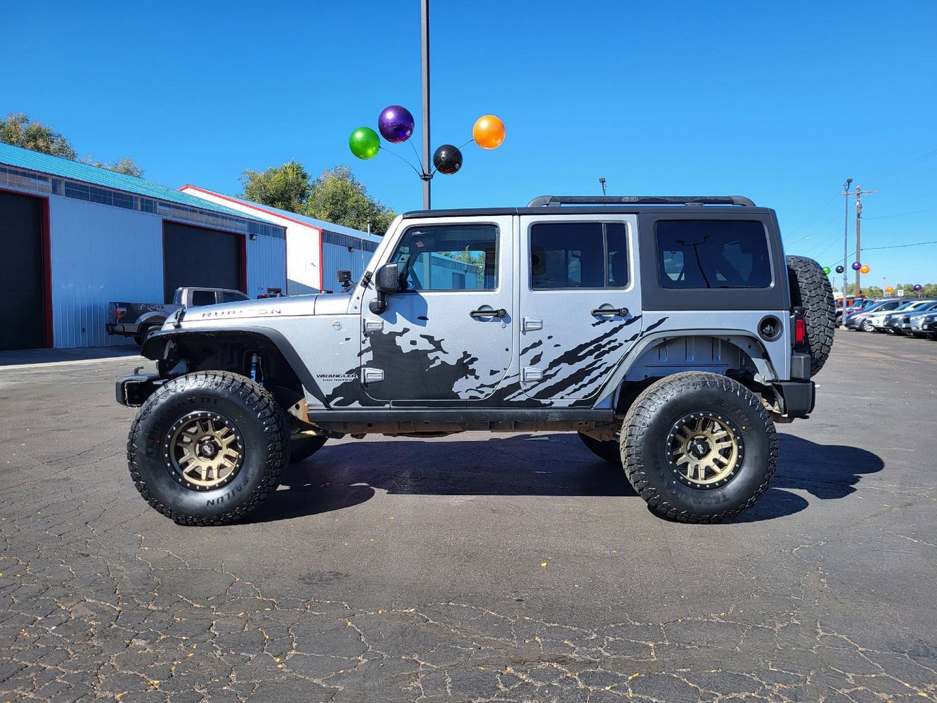 2014 Jeep Wrangler Unlimited Rubicon photo 2