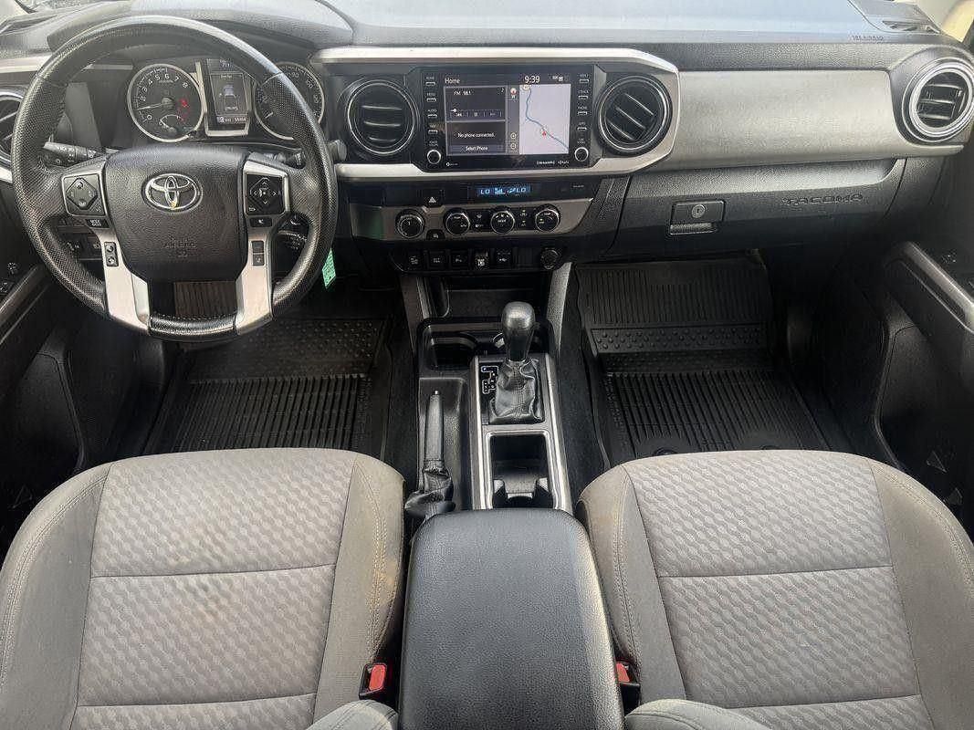 2022 Toyota Tacoma SR5 V6 photo 9