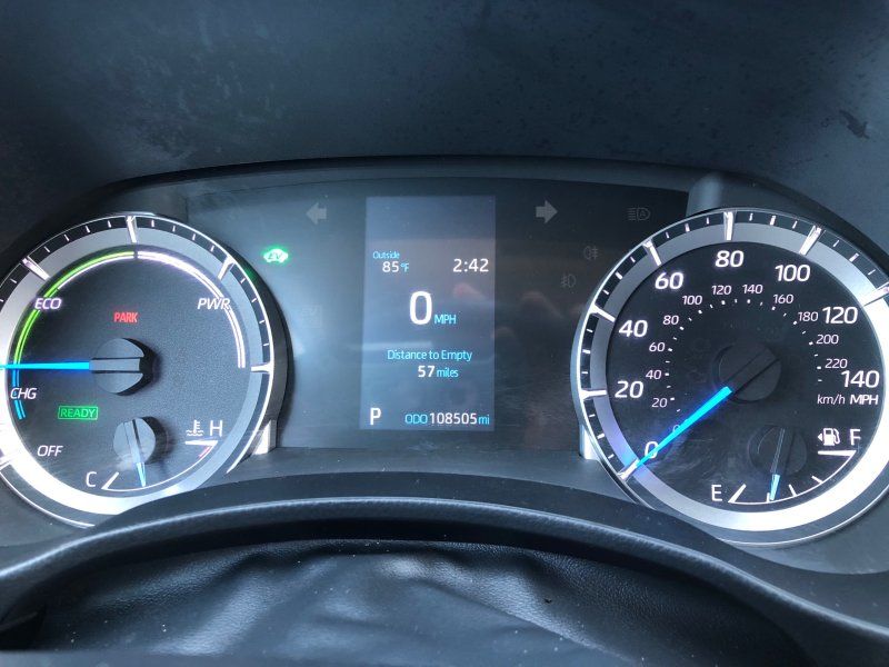 2020 Toyota Highlander Hybrid LE photo 20