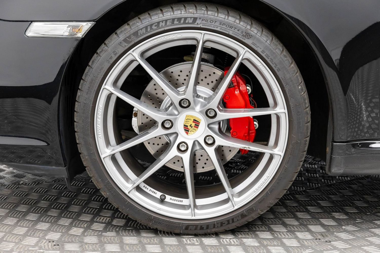 2005 Porsche 911 Carrera - Photo 49