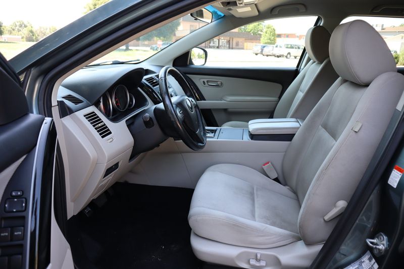 壷（中） 2011 Mazda CX-9 Sport | Victory Motors of Colorado