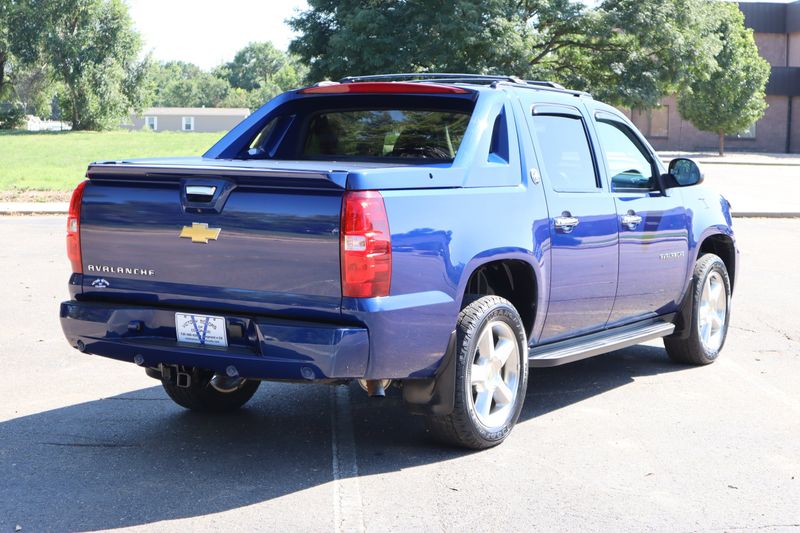 2013 Chevrolet Avalanche LT Black Diamond | Victory Motors of Colorado