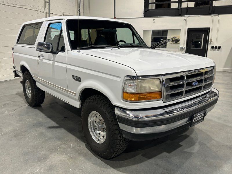 1995 Ford Bronco XLT, photo 7