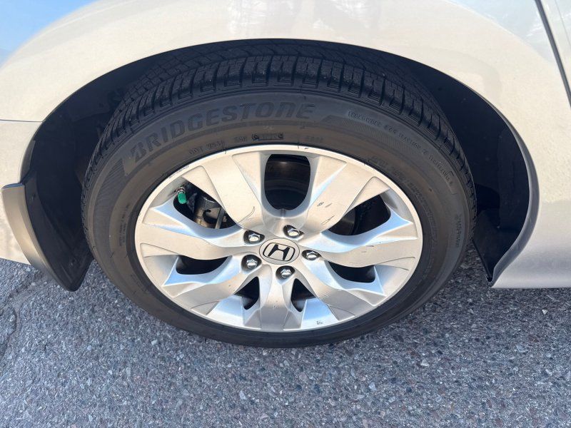 2009 Honda Accord EX photo 22