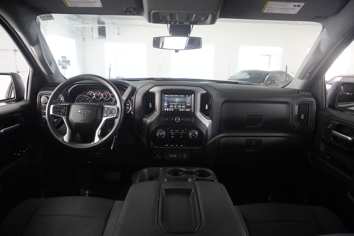 2021 Chevrolet Silverado 1500 4WD Crew Cab Short Bed Custom Trail Boss